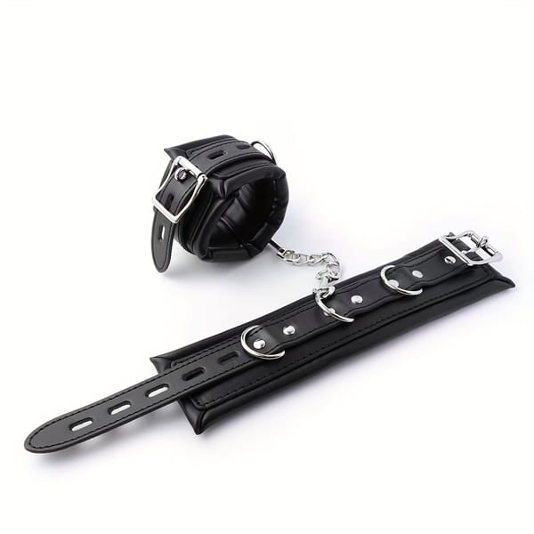 YLT Padded Bondage Cuffs Set Black YLT