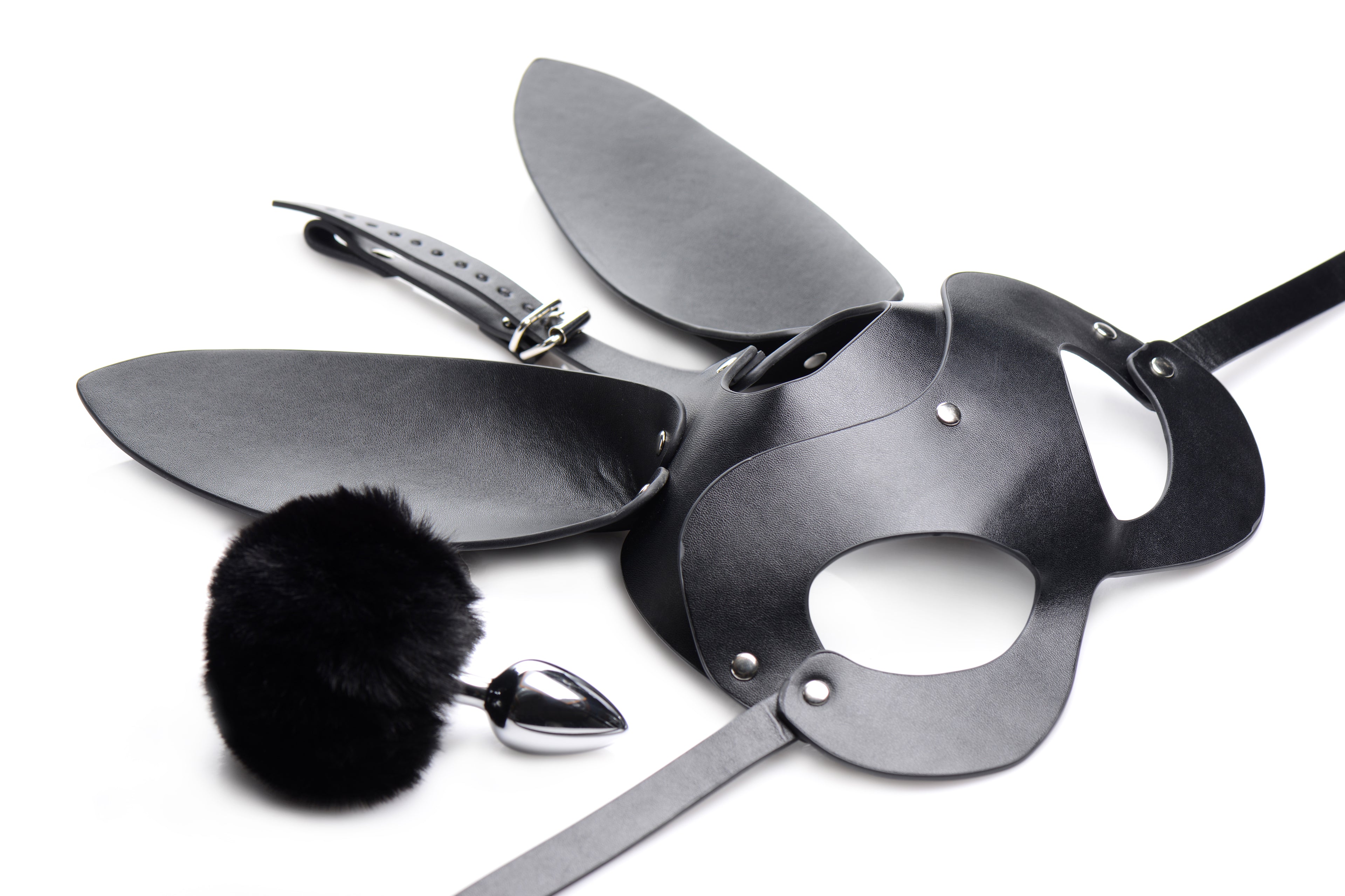 XR Brands Tailz Bunny Tail Anal Plug & Mask Set