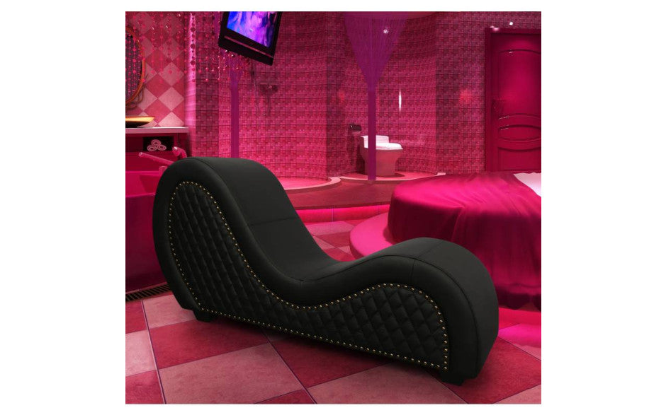 Daytona Kama Sutra Mebon Chaise Love Lounge Studded & Quilted Black Daytona