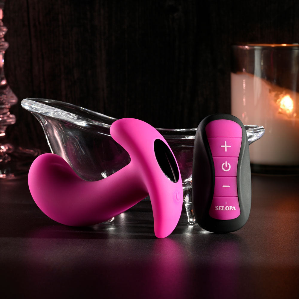 Selopa HOOKING UP USB Rechargeable Vibrator With Wireless Remote Selopa