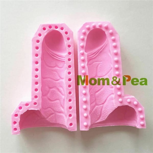 House of Dasein Penis Shaped Silicone Ice & Cake Mould Pink Medium Secondary image