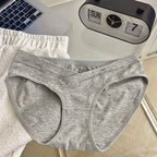 Pet Simei Cotton Women Briefs Low Waist Mysterious Flower Gray Free size 40.00 kg-62.50 kg