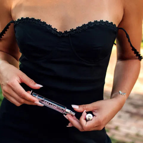 Eye Of Love One Love Rose Scented Pheromone Perfume For Women To Attract Men 10ml Spray Eye Of Love