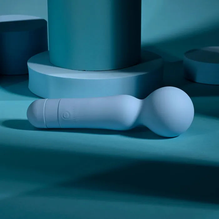 Evolved IRIS USB Rechargeable Massage Wand Blue 18.3 cm Evolved