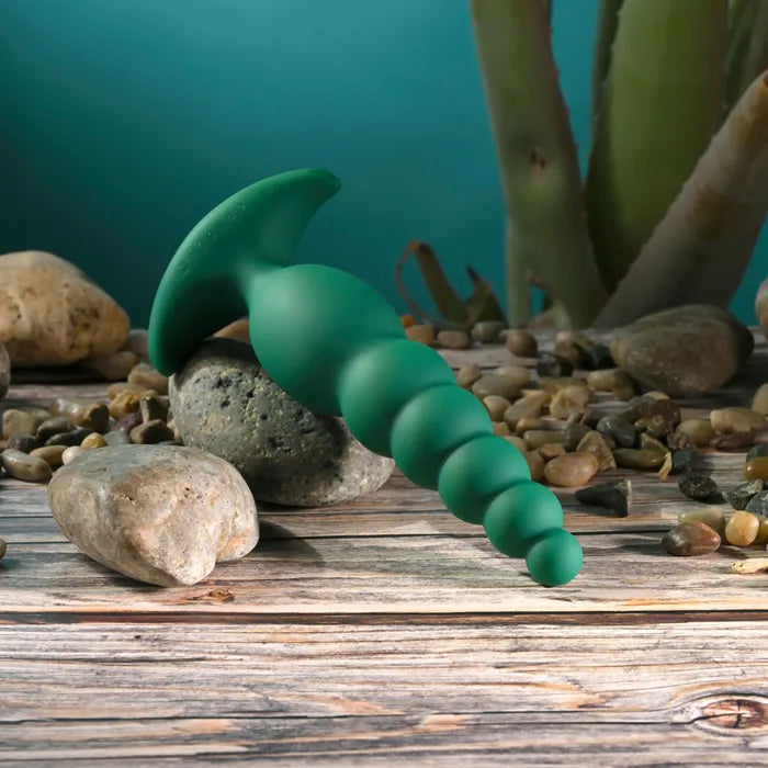 Gender X THE RATTLER USB Rechargeable Vibrating & Twirling Anal Plug Green 17 cm Gender X