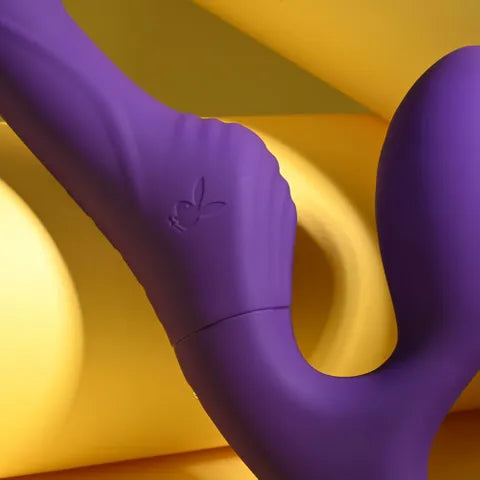Playboy Pleasure Hug It Out USB Rechargeable Strapless Strap On 29 cm Purple Playboy Pleasure
