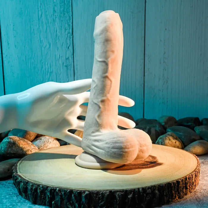 Evolved PEEK A BOO VIBRATING DILDO LIGHT USB Rechargeable Vibrating Uncut Dong 20.3cm Flesh Evolved